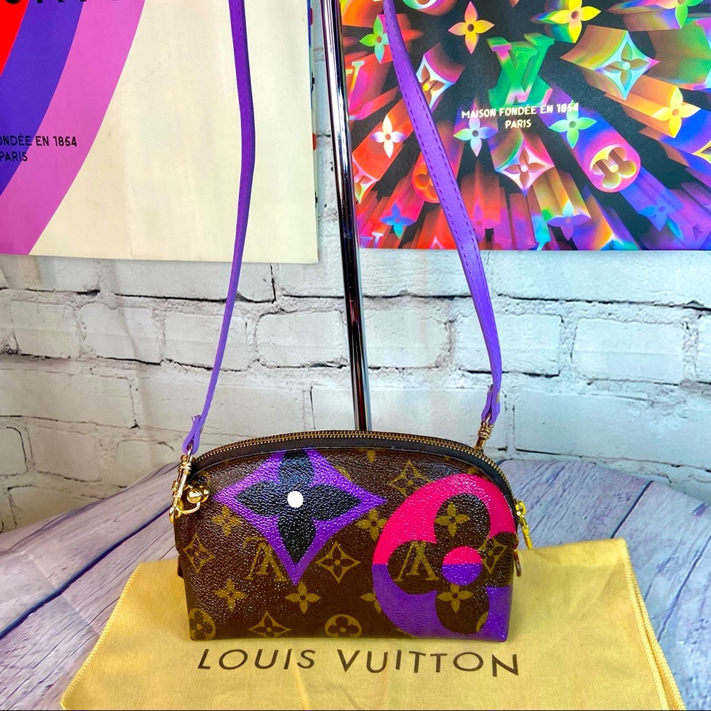 Louis Vuitton cosmetic pouch (Pochette) PM custom painted crossbody bag - Picture 2 of 15